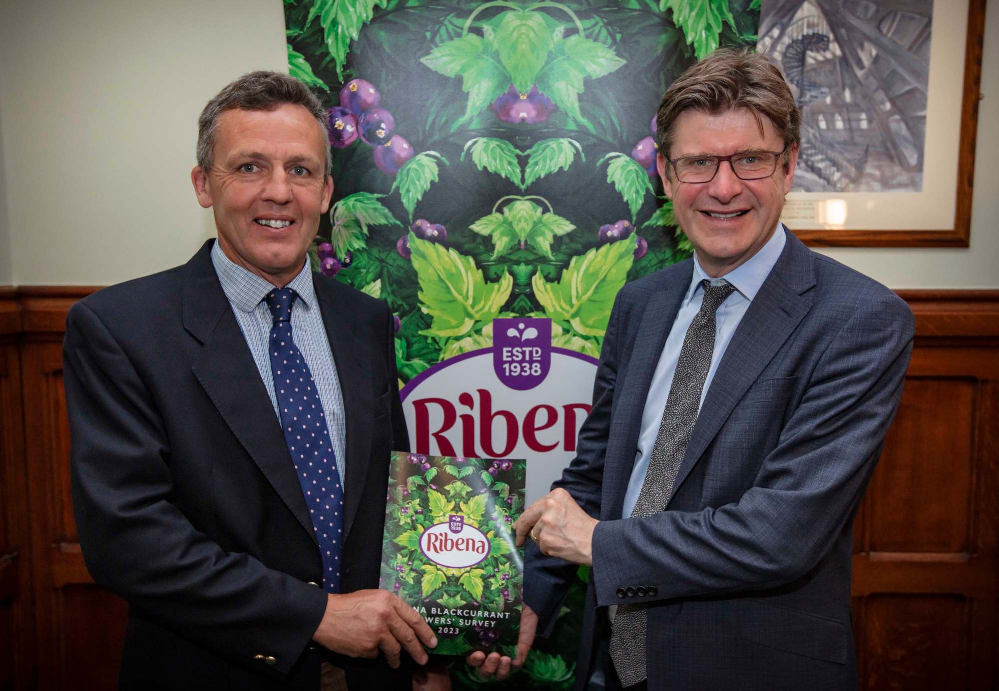 Rt Hon Greg Clark MP and Ribena Blackcurrant Grower Nick Overy